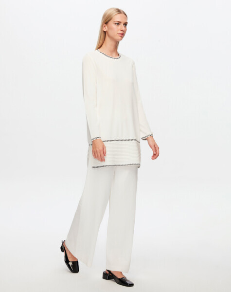 T24Y-6030 Etek Ucu Bekletmeli Desen Detaylı Tunik BLACK - 22