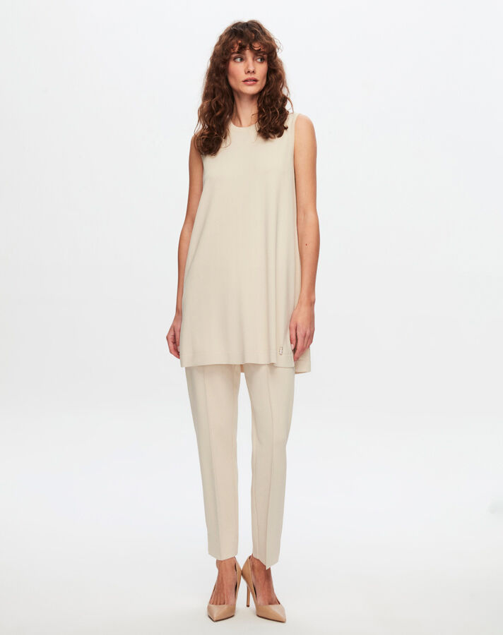 T24Y-7000 Narrow Leg Knitwear Trousers - 21