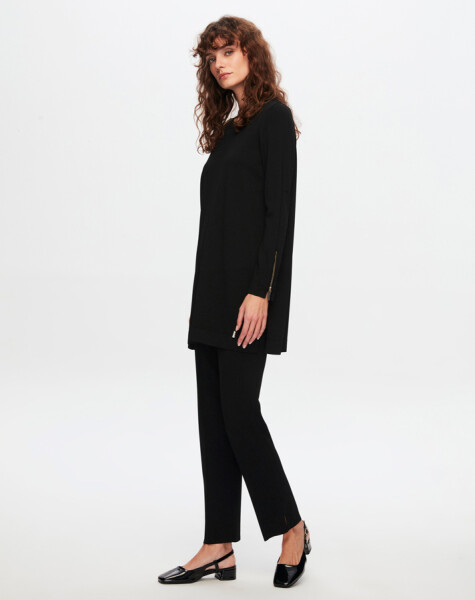 T24Y-7000 Narrow Leg Knitwear Trousers - 43