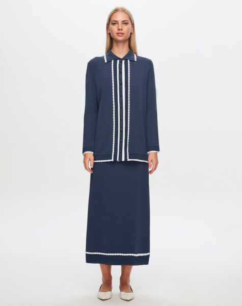 T24Y-8005 Elegance Cardigan with Knitted Motif - 3