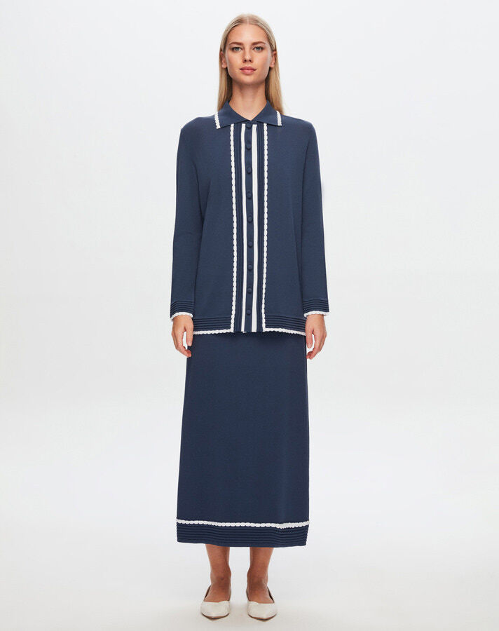 T24Y-8005 Elegance Cardigan with Knitted Motif - 3