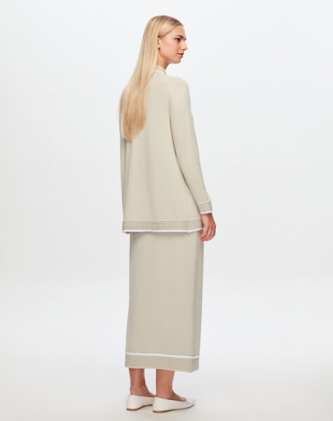 T24Y-8005 Elegance Cardigan with Knitted Motif - 6