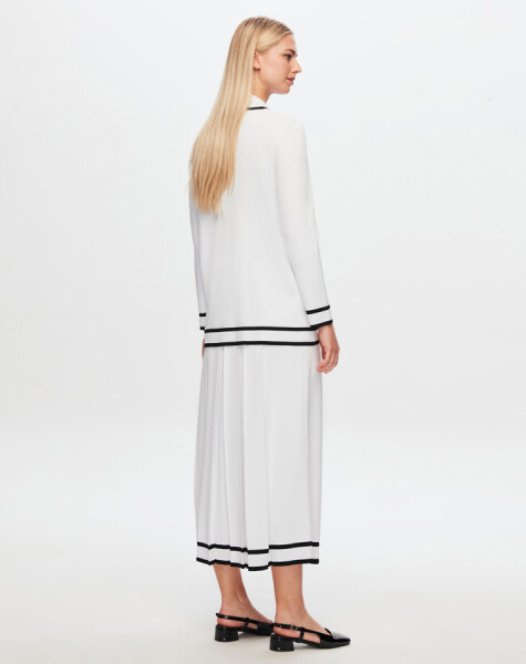 T24Y-9000 Color Striped Elegance Cardigan - 3