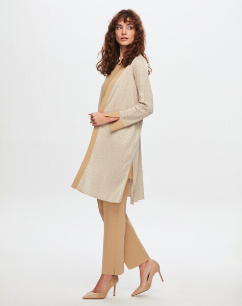 T24Y-9027 Zigzag Desenli Parlak Triko Hırka 1052-BEİGE - 2