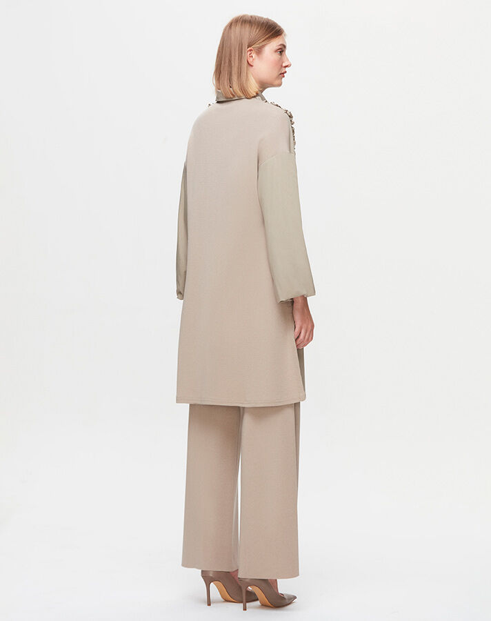 T25K-3005 Poplin Shirt with Gather Detail on the Front - 7