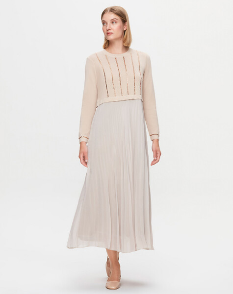 T25K-4016 Stone Detailed Pleat Dress - 11