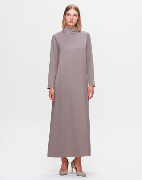 T25K-4019 Broş Detaylı Cupro Uzun Elbise MİNK - 1