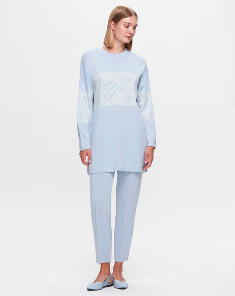 T25K-6028 Önü Çiçek ve Taş Detaylı Triko Tunik PATIO-LIGHT SAPPHIRE - 1