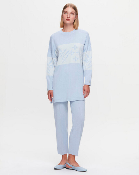 T25K-6028 Önü Çiçek ve Taş Detaylı Triko Tunik PATIO-LIGHT SAPPHIRE - 2