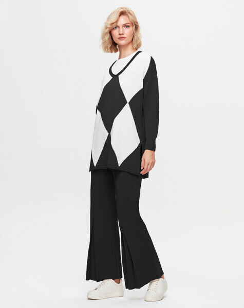 T25K-7014 Önü İspanyolon Kesim Bol Paça Siyah Pantolon - 1