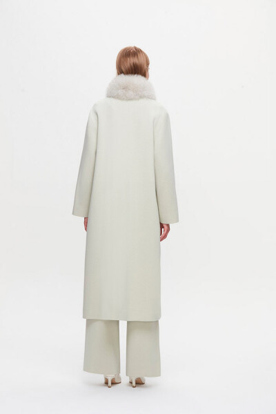 T25K-8001 Large Pocket Coat - 3