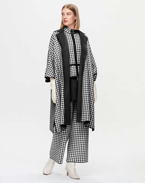 T25K-8007 Houndstooth Patterned Poncho - 1