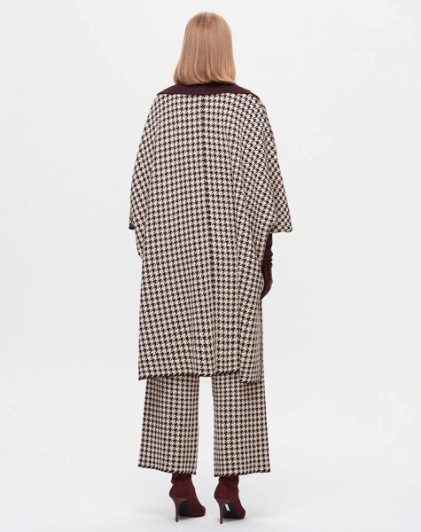 T25K-8007 Houndstooth Patterned Poncho - 13