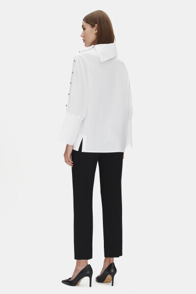 Yaka ve Düğme Detaylı Beyaz Poplin Ekru Gömlek - MISS DALIDA (1)