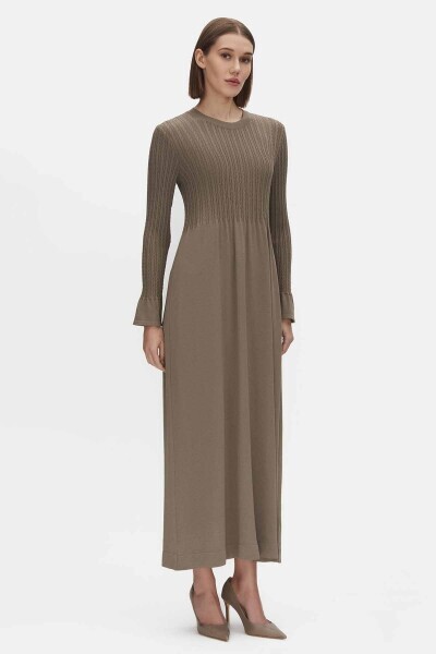 Saç Örgü Detaylı Triko Yeşil Elbise - 1