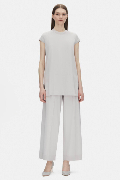 Sleeveless Basic Knit Tunic 