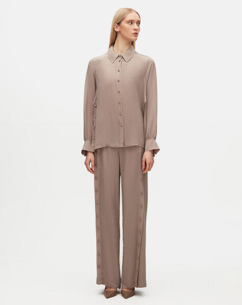 Düğme Detaylı Cupro Taş Rengi Gömlek 