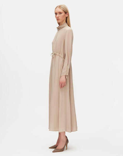 Yakası Fermuarlı Beli Büzgülü Cupro Taş Renk Elbise - 2