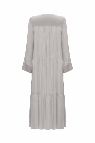 Bisiklet Yakalı Çiçek Broşlu Cupro Gri Elbise - 2