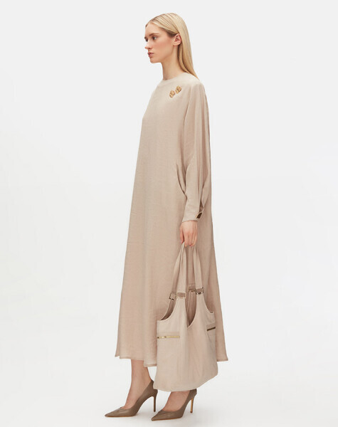 Aksesuar Detaylı Düz Renk Keten Taş Rengi Elbise - 2