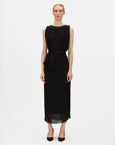 Kuşak Detaylı Tül Kolsuz Siyah Elbise 