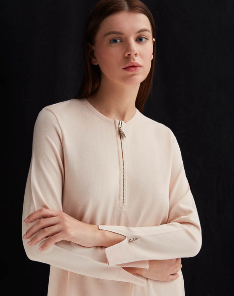 T25Y-6014 Yakası Fermuarlı Düz Renk Triko Tunik 1021-SAND - 2