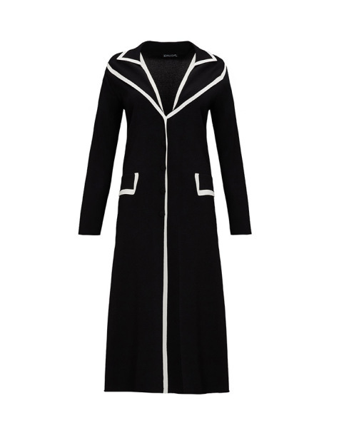 Yaka Detaylı Düğmeli Şık Siyah Hırka - 1