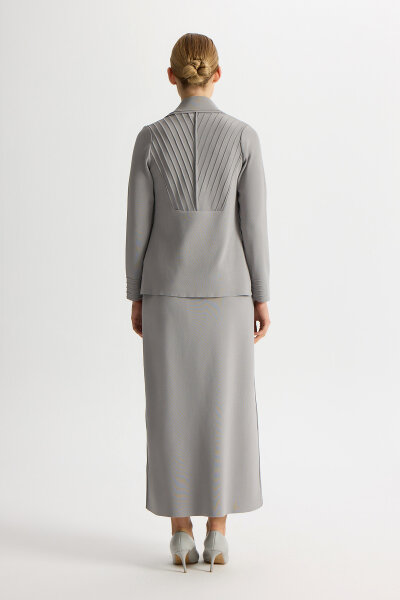 Knitted Skirt with Bodice and Knitting Technique - 3