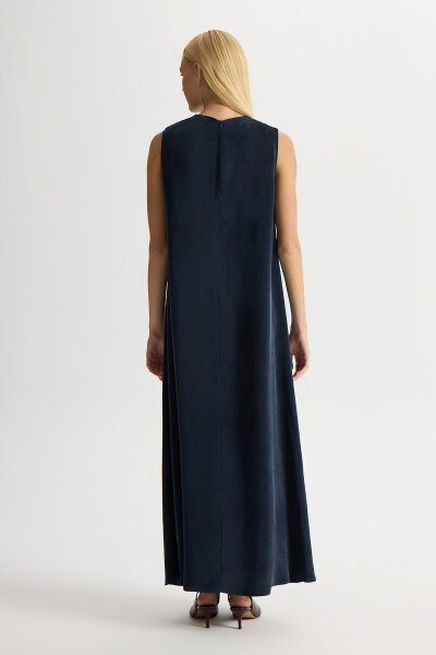 Düz Renk Kolsuz Cupro Elbise Dark Navy - 2