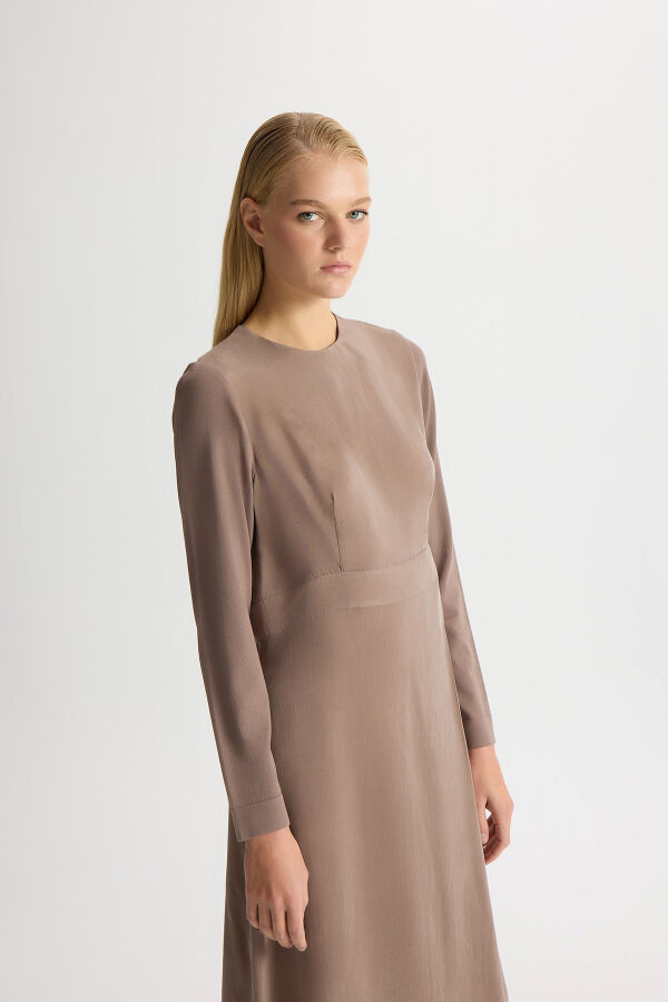 Kolları Triko Cupro Uzun Elbise Kahverengi Pudra - 3