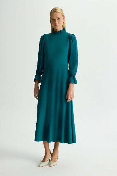 Cupro knit dress with sleeves 