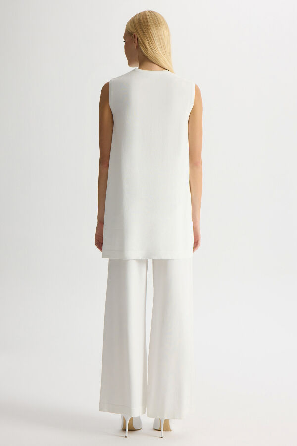 Basic Sleeveless Knit Tunic - 3