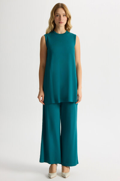 Basic Sleeveless Knit Tunic 