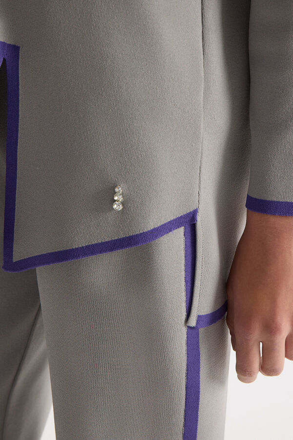 Önü Yırtmaç ve Tiktak Detaylı Triko Tunik Gri - 4