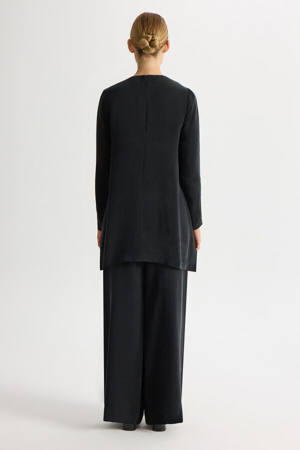 Cupro Tunic with Knitted Tikkat Front - 2