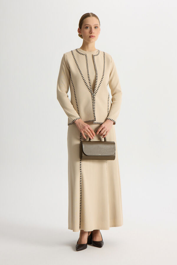 Knit Skirt with Tiktok Detail - 1