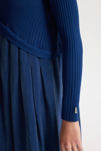 Knitted Cupro Dress - 5