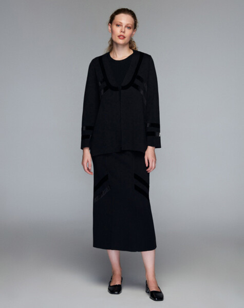 T24K-9041 V-Neck Velvet Detailed Classic Cardigan - 4