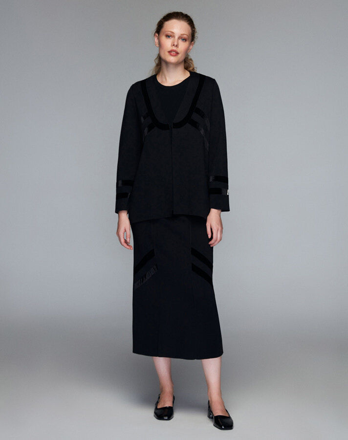 T24K-9041 V-Neck Velvet Detailed Classic Cardigan - 4