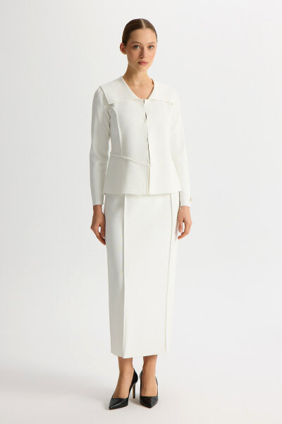 Stylish Knitwear Jacket with Collar Detail - 3