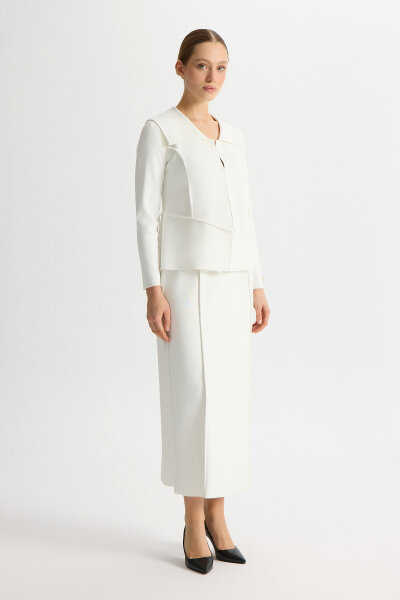 Stylish Knitwear Jacket with Collar Detail - 4