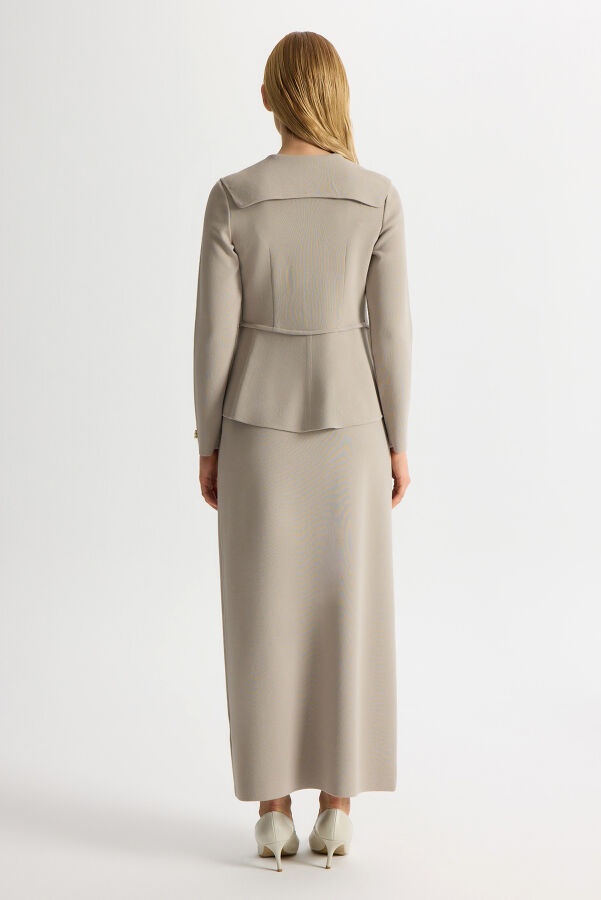 Stylish Knitwear Jacket with Collar Detail - 2