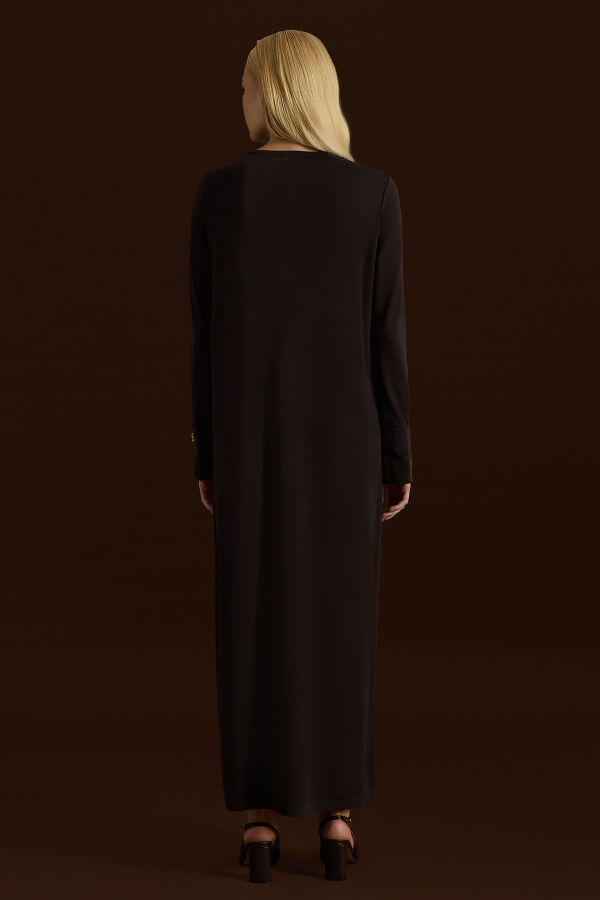 Knit Dress with Collar and Wrist Details - 3