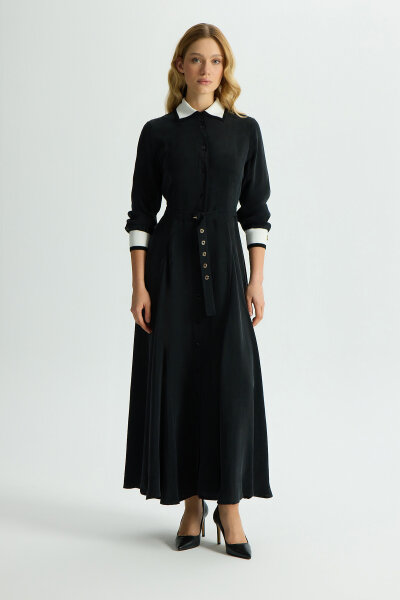 Knitted Cupro Dress with Collar and Wrists 