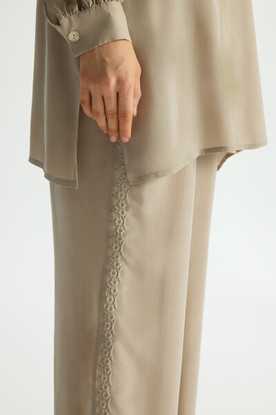 Yanları Nakışlı Bol Paça Cupro Pantolon Stone - MISS DALIDA (1)