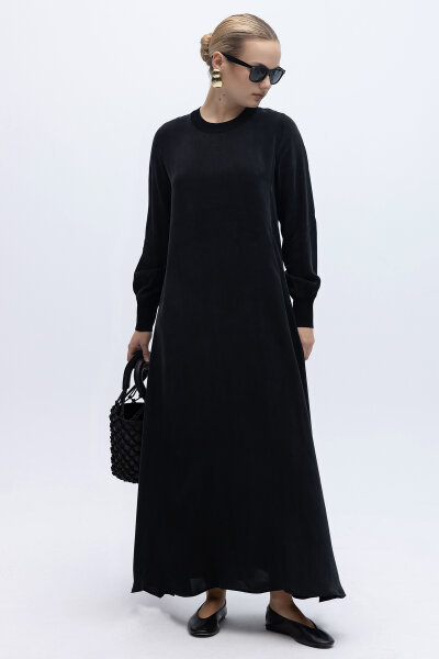 Yuvarlak Yaka Cupro Uzun Elbise Siyah 