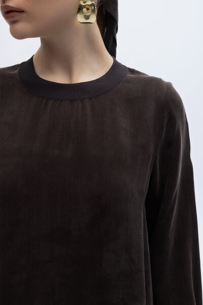 Yuvarlak Yaka Cupro Uzun Elbise Kahverengi - 5