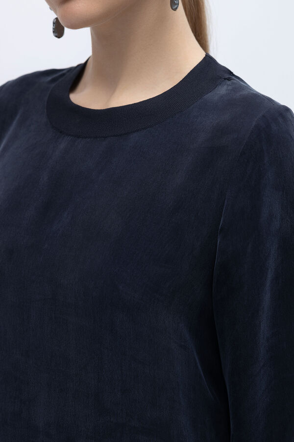 Yuvarlak Yaka Cupro Uzun Elbise Lacivert - 4